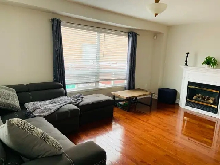 4 bedroom house for rent in Brampton