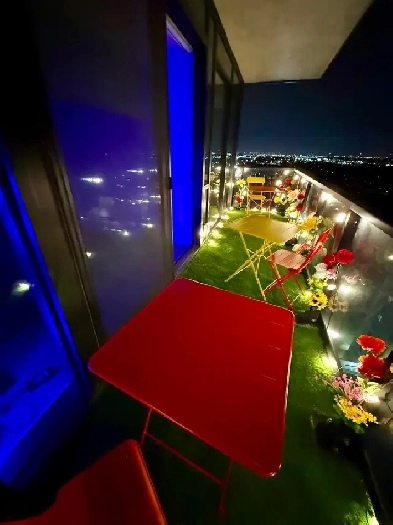 Private All Inclusive Room with Ensuite For Rent DWT Mississauga