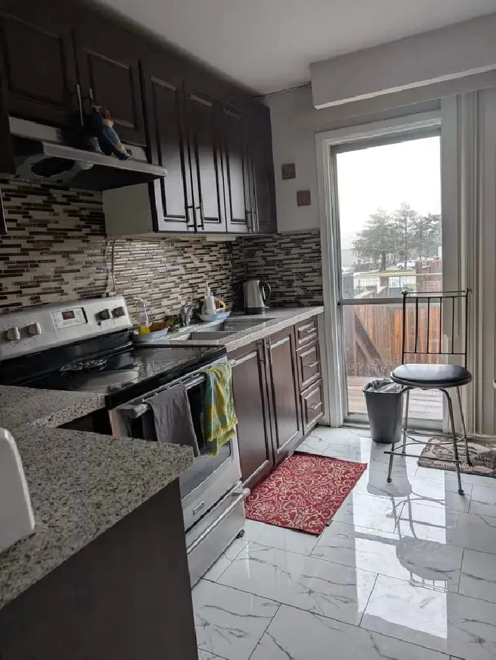 rental rooms / roommates