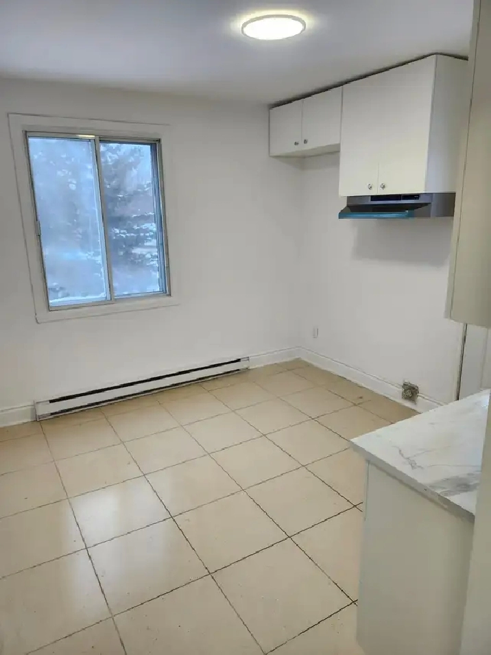 1295$/month-Renovated 41/2-Lachine-Available now.