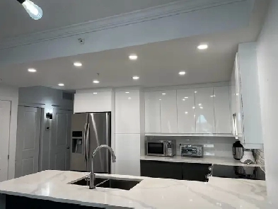 GRAND CONDO 3 1/2 MODERNE INSONORISÉ à vendre