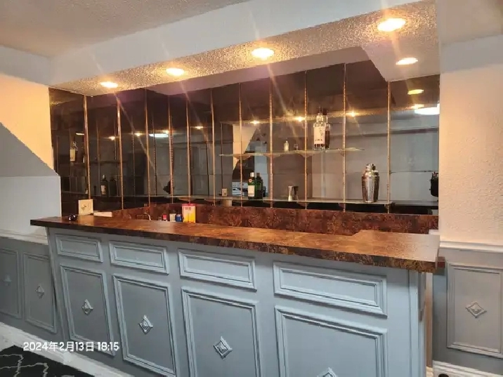 Dufferin & Steeles separate entrance new BSM $2100