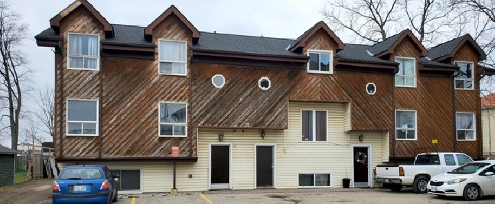 Country Living—2 Bedroom Unit