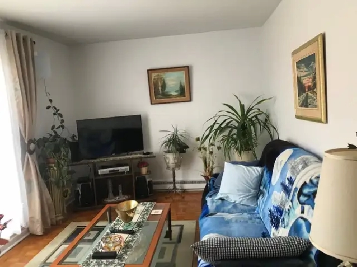 Nice, spacious 2-bedroom apartment in Brossard on Boul. Rome