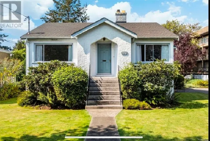 2 Bed 1 Bath upstairs House in Saxe Point-All Utilities Included