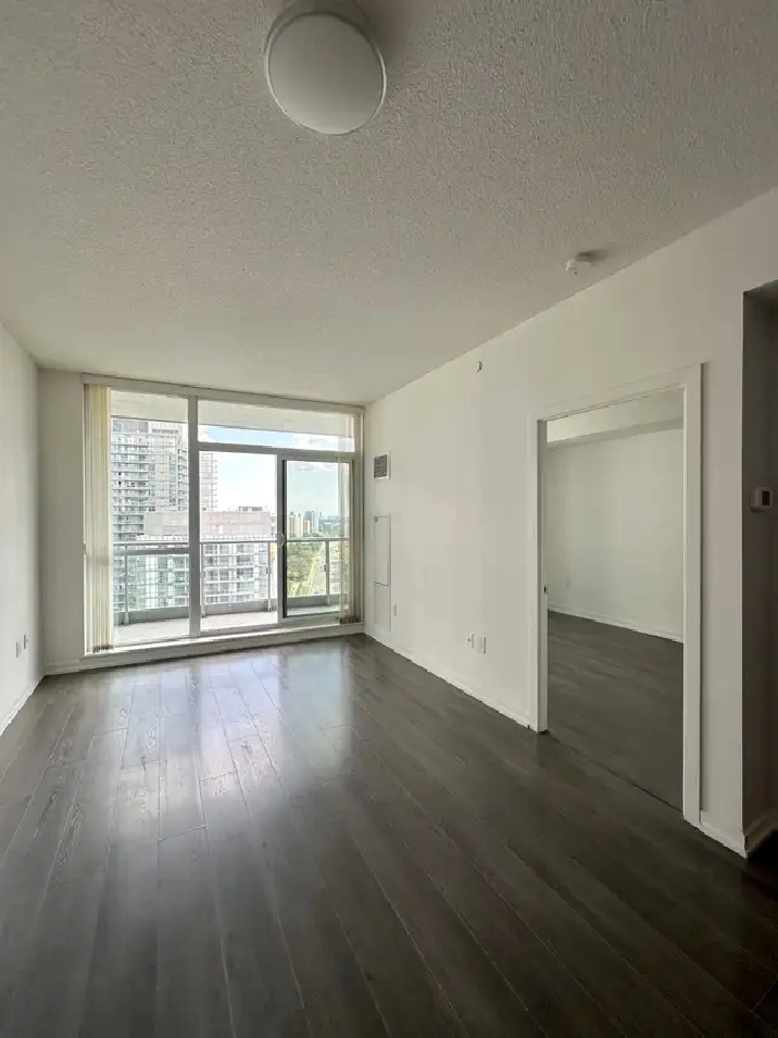 North York Luxury Condo for Rent