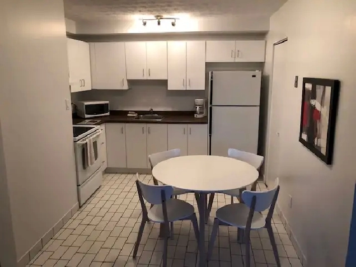 GRAND 5 1/2  (HYDRO INCLUS) SECTEUR NORD