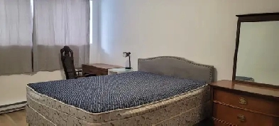 Appartement entièrement rénové et meublé proche de métro Sauvé