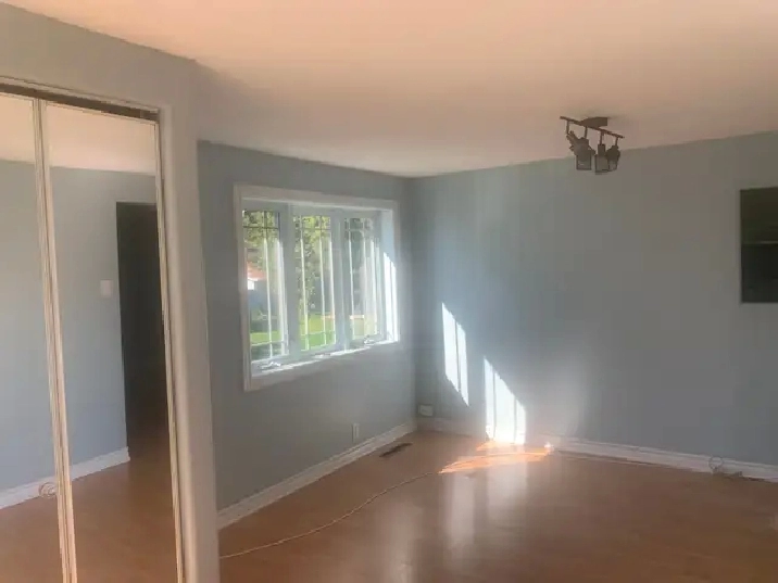 House for Rent in Orleans - Ottawa