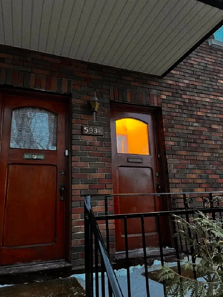 A private room for rent Cote des neige NDG