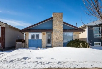 OH! Incredibly Well-Kept 3bdrm Turn Key Home in Riverbend!