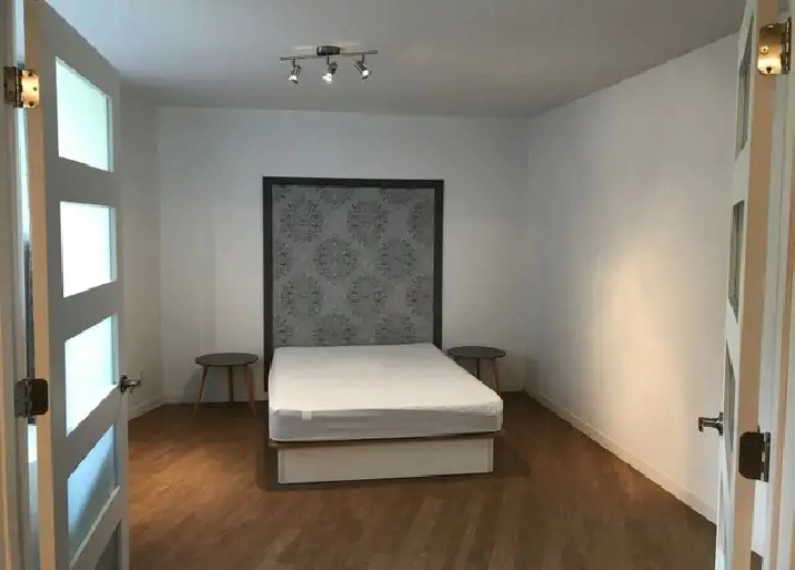 3 1/2 tout inclus en face du campus de la santé!