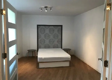 3 1/2 tout inclus en face du campus de la santé!