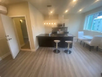 Studio Moderne Semi-Meublé – Greenfield Park – 995$/mois.