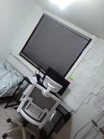 Large Private Room for rent- Utilities included