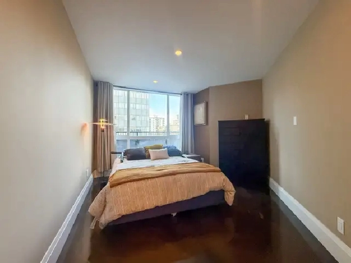 Luxury Fully Renovated Corner Unit with Huge Private Deck & View