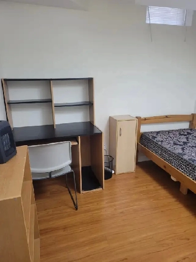 FURNISHED BASEMENT ROOMS FOR RENT NEAR UTSC AND CENTENNIAL