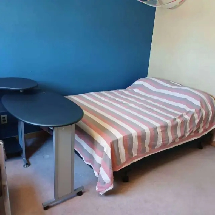 House room for rent $600,master bedroom