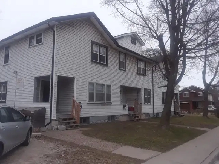 private room-close to university and riverside