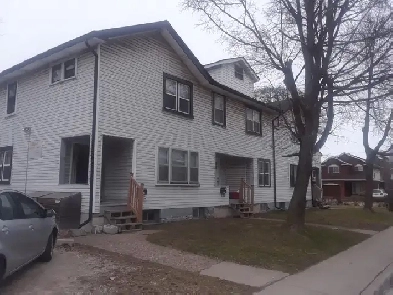 private room-close to university and riverside