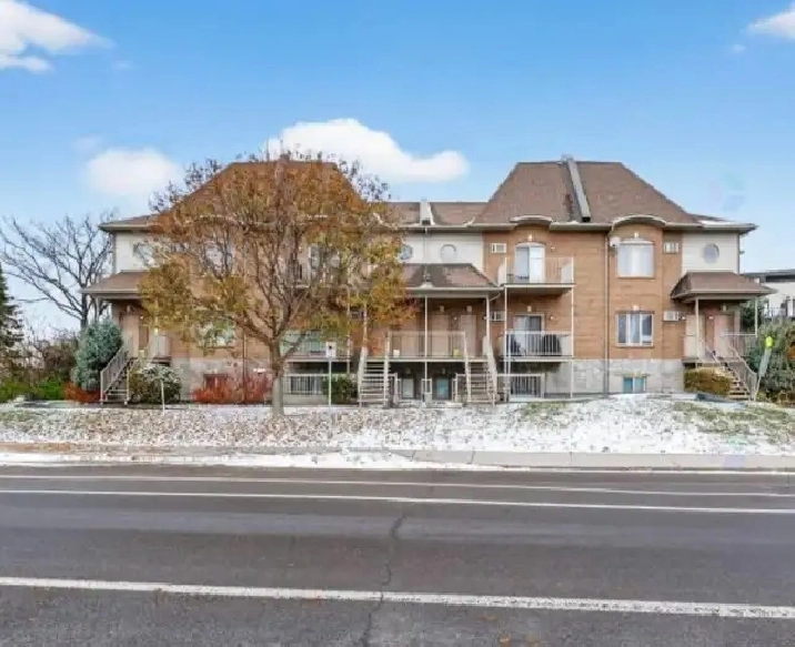 Beautiful and spacious 2-bedroom condo unit for rent immediately