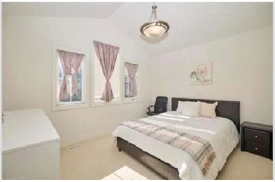 Private room near Brock University