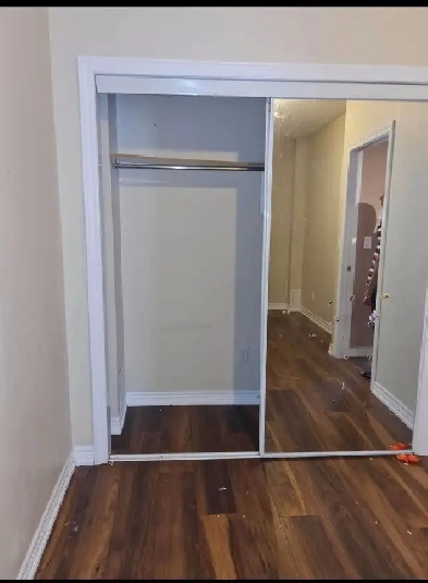 1 BR Basement for rent near Britannia/Ninth Line from May 02nd..