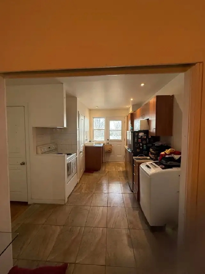 4 ½ à louer métro Préfontaine