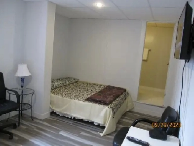 Furnished Large bachelor-All Utilities are included-Pet friendly