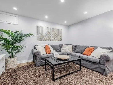 Private 1-Bedroom Apartment | Steps to TTC