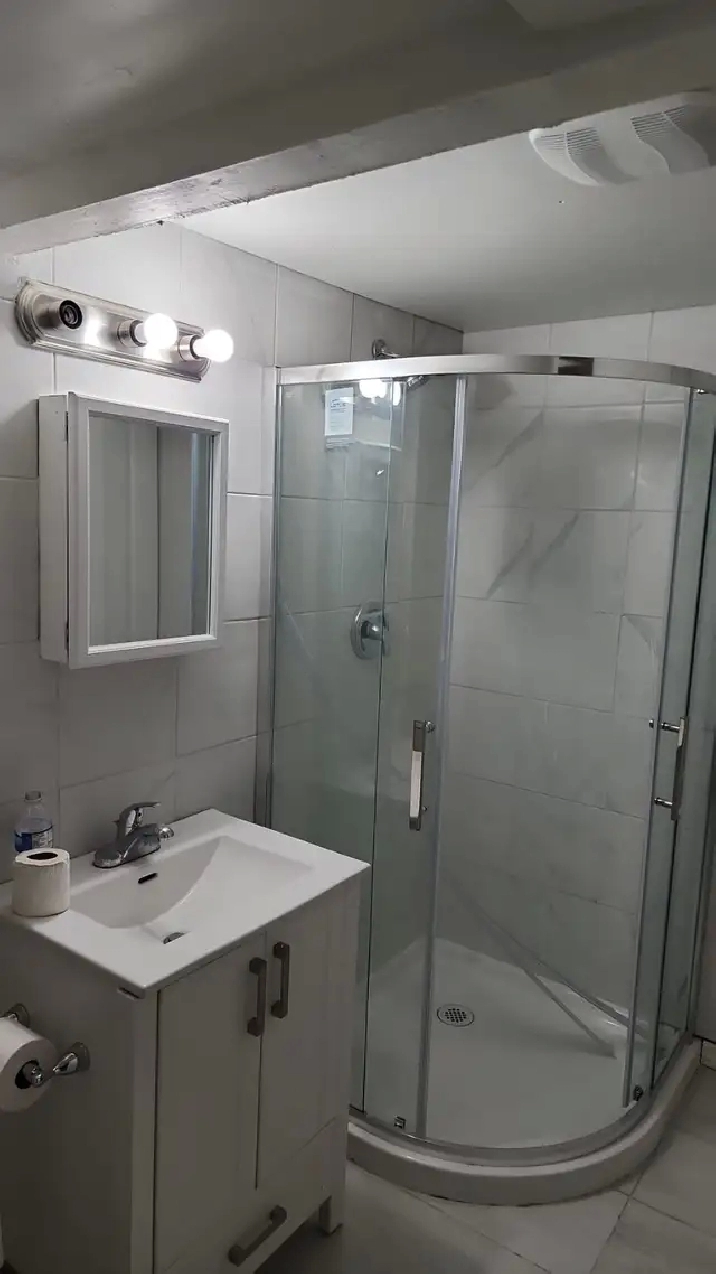 Basement for rent in Oshawa from May 1, $1300