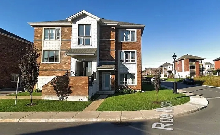 Très beau Condo 4 1/2 a louer Duvernay/Val des Brises