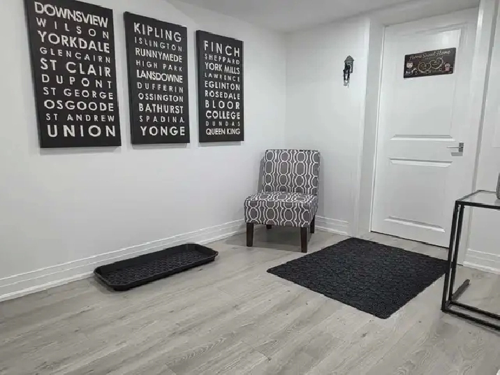 South Etobicoke Basement Apartment In Markland Woods