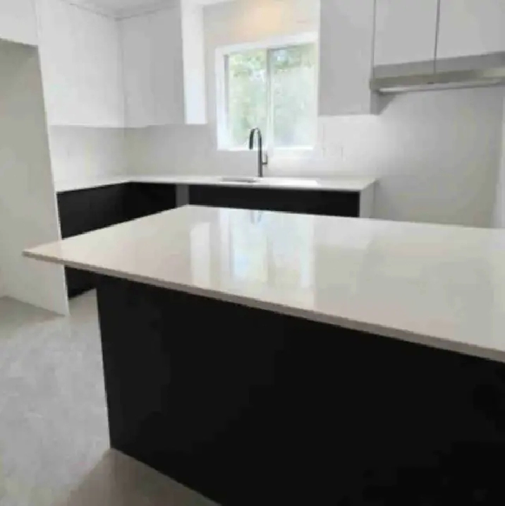 41/2 entièrement rénové à Granby