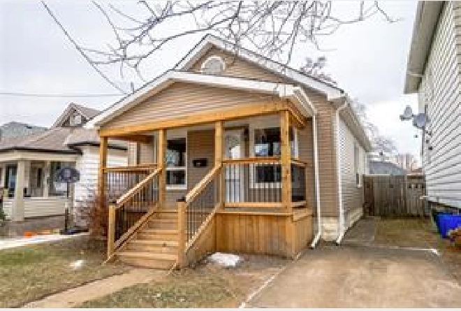 113 Vale House for Rent, Available June 1st