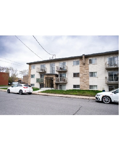 À LOUER – 4½ à Longueuil