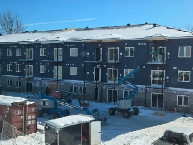 RUSSELL APARTMENT FOR RENT - 1 MONTH FREE