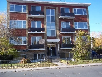 Vieux Longueuil près Chemin Chambly - 4 1/2 - 01 juillet 2026