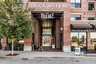 Stunning 1,500  Sq. Ft. Executive Condo Town Centre Maple Ridge