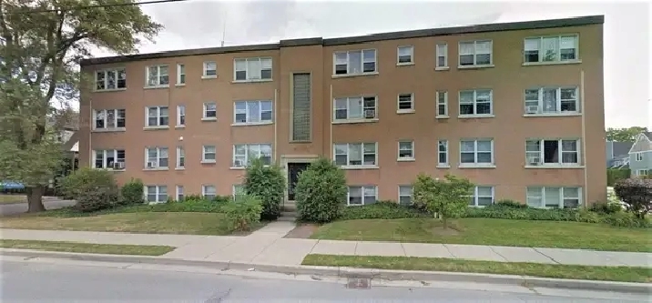 1 Bed Apartment Heat and Water Included! Near Wortley Village