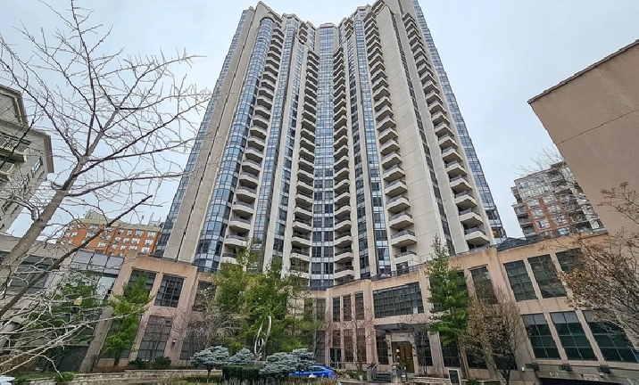 2 Beds 2 Baths Condo in North York, Ontario