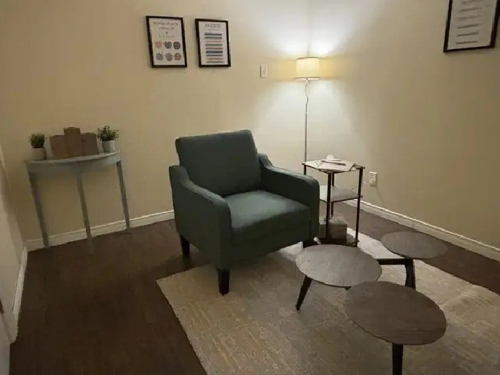 Fully Furnished Client Meeting Room for Rent