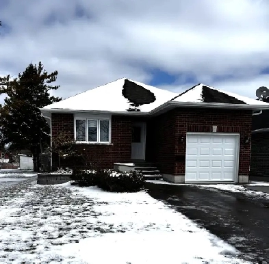 two bedroom apartment for rent in Lindsay