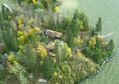 SPECTACULAR WATER FRONT PROPERTY, 1 HAY BAY LAC DU BONNET!