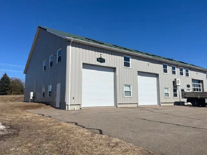Commercial warehouse space in Clyde River for lease