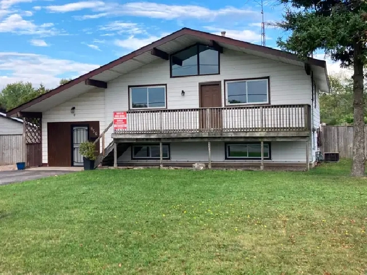 FORT  ERIE  -  RENT  TO  OWN  HOME