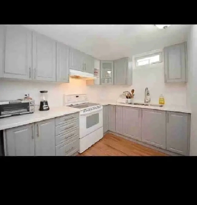 2 Bedroom 1 bath basement apartment, available may 1st