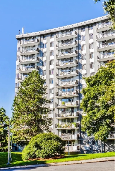 2 BED 1 BATH - $1799 - JUNE AVAILABILITY