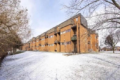 2 Bedroom Apartment for Rent - 7170 Darcel Ave