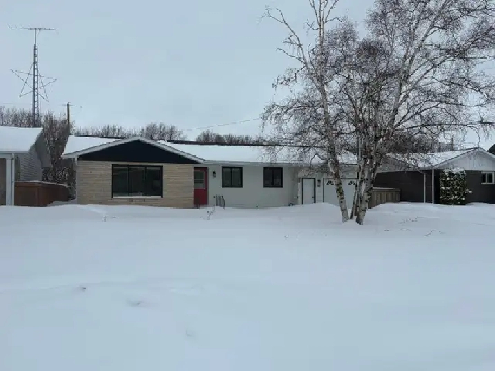 46 Fifth Avenue Gimli, Manitoba.